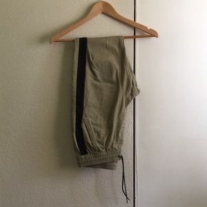 No Boundaries joggers with drawstring in tan